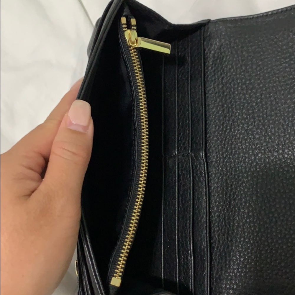 ❗️SOLD❗️tory burch • wallet - Picture 6 of 7